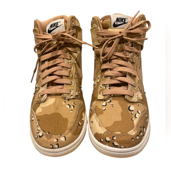 Nike Tan Camouflage Sneakers - Picture 2 of 5